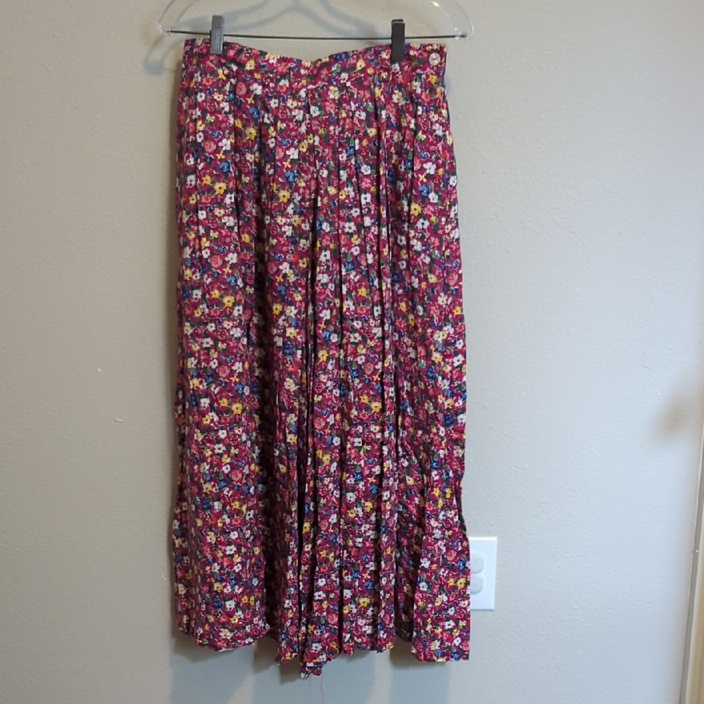Liz Claiborne Dressy Skirt-like Gaucho Capris